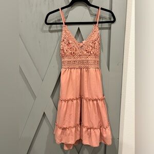 Lace pink dress - small